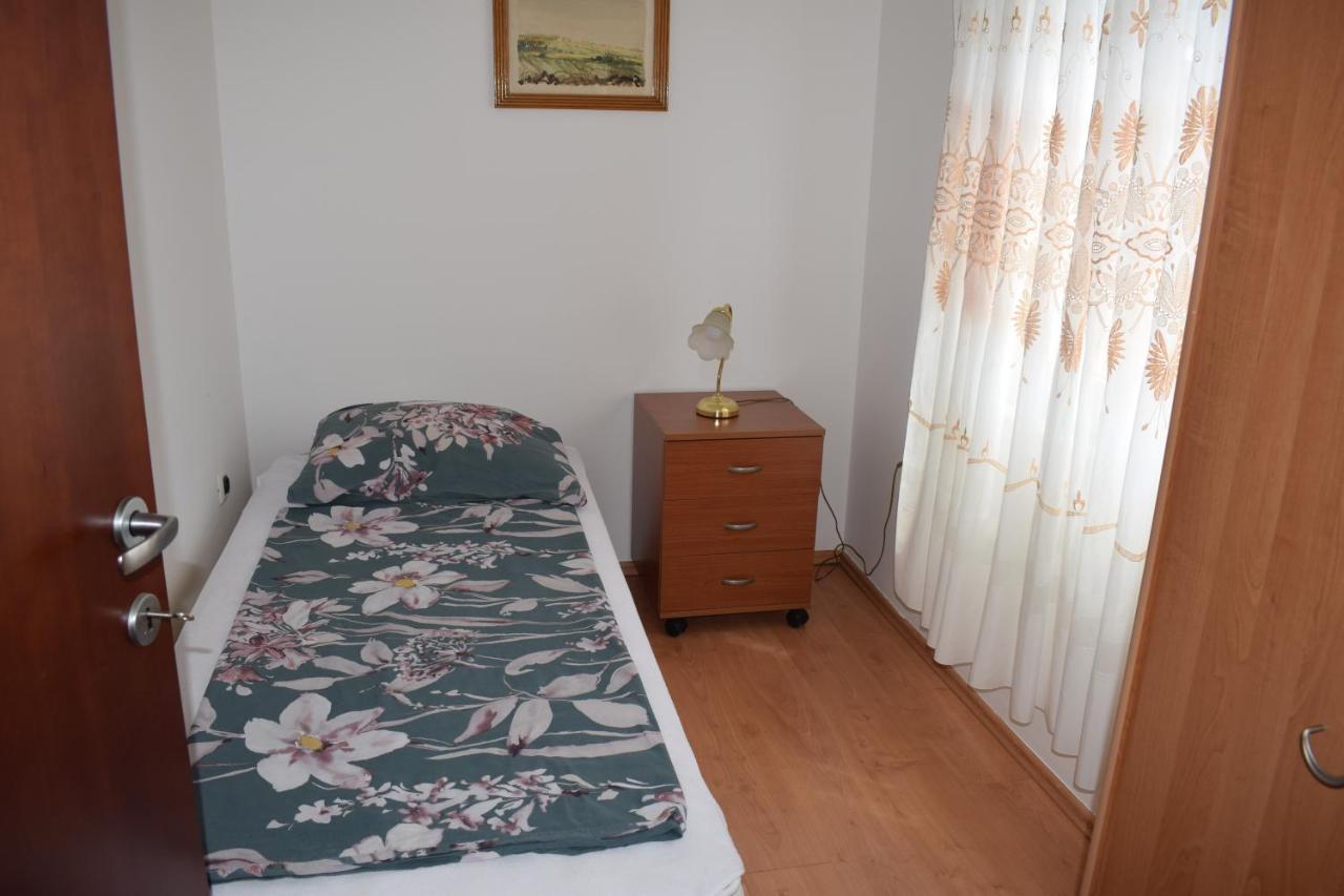 Esperanza Apartment Póla Kültér fotó