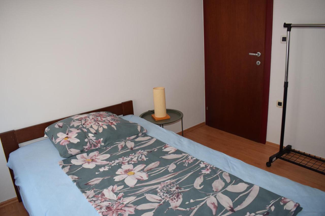 Esperanza Apartment Póla Kültér fotó